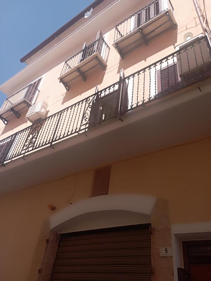 Апартаменты Casa Ines Maranola Экстерьер фото