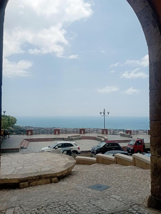Апартаменты Casa Ines Maranola Экстерьер фото